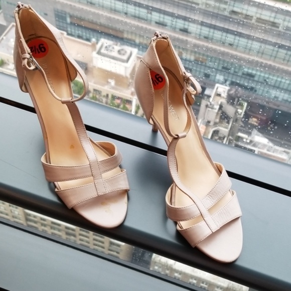 Shoes - Picture 1 of 5